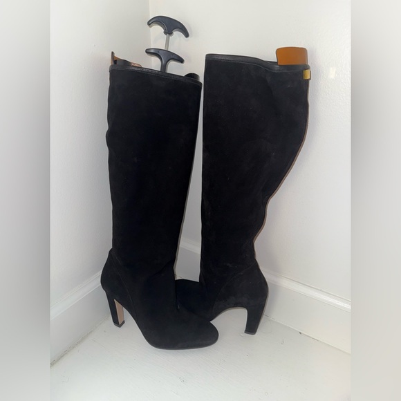 Stuart Weitzman Shoes - Stuart Weitzman Classic Black Suede Heeled Boots NEW